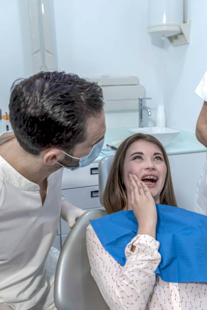 Best Emergency Dental Care for Broken or Chipped Teeth in Nicholson, MS